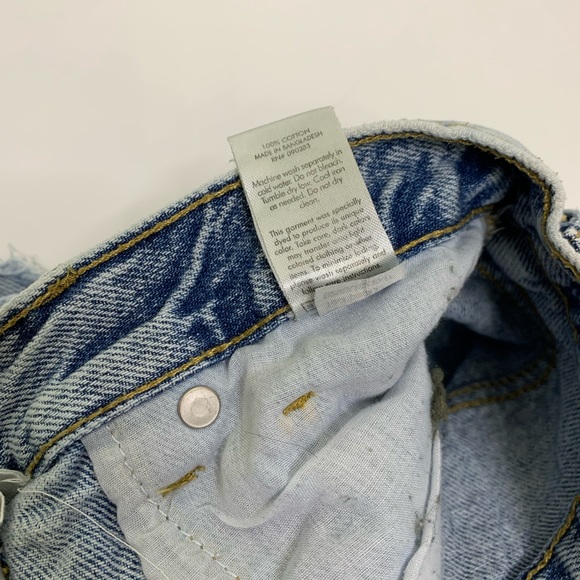 Pacsun Light Wash Vintage High Rise Distressed Denim Shorts Size 25 - Picture 8 of 9